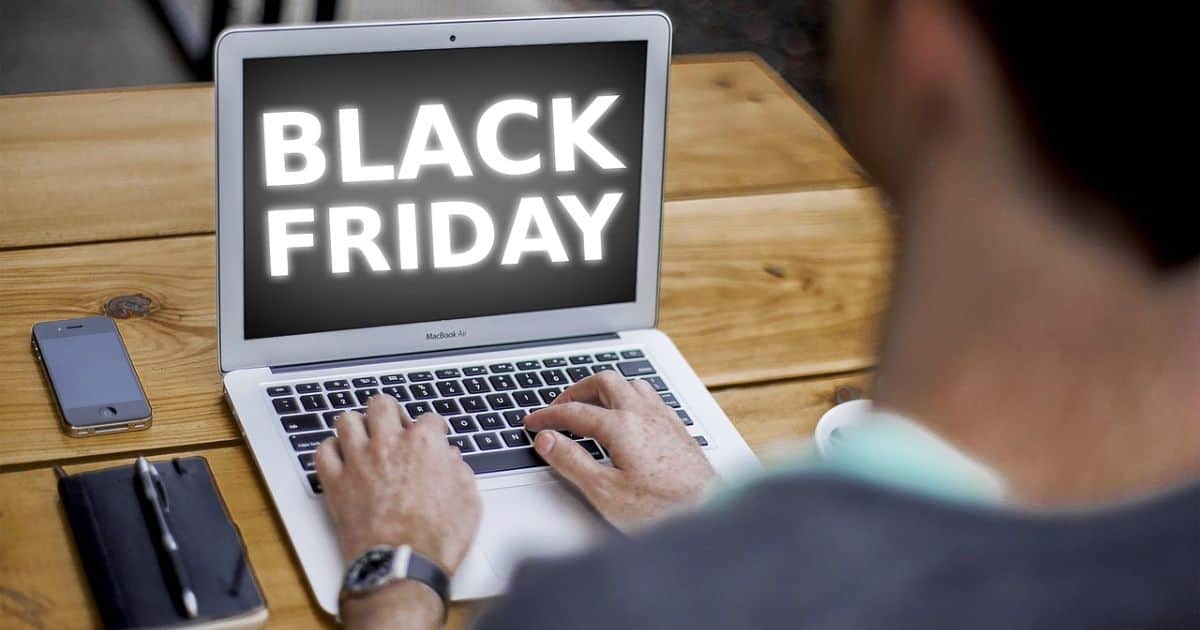 Apple Black Friday Deals: Huge Savings on iPhones and Beats