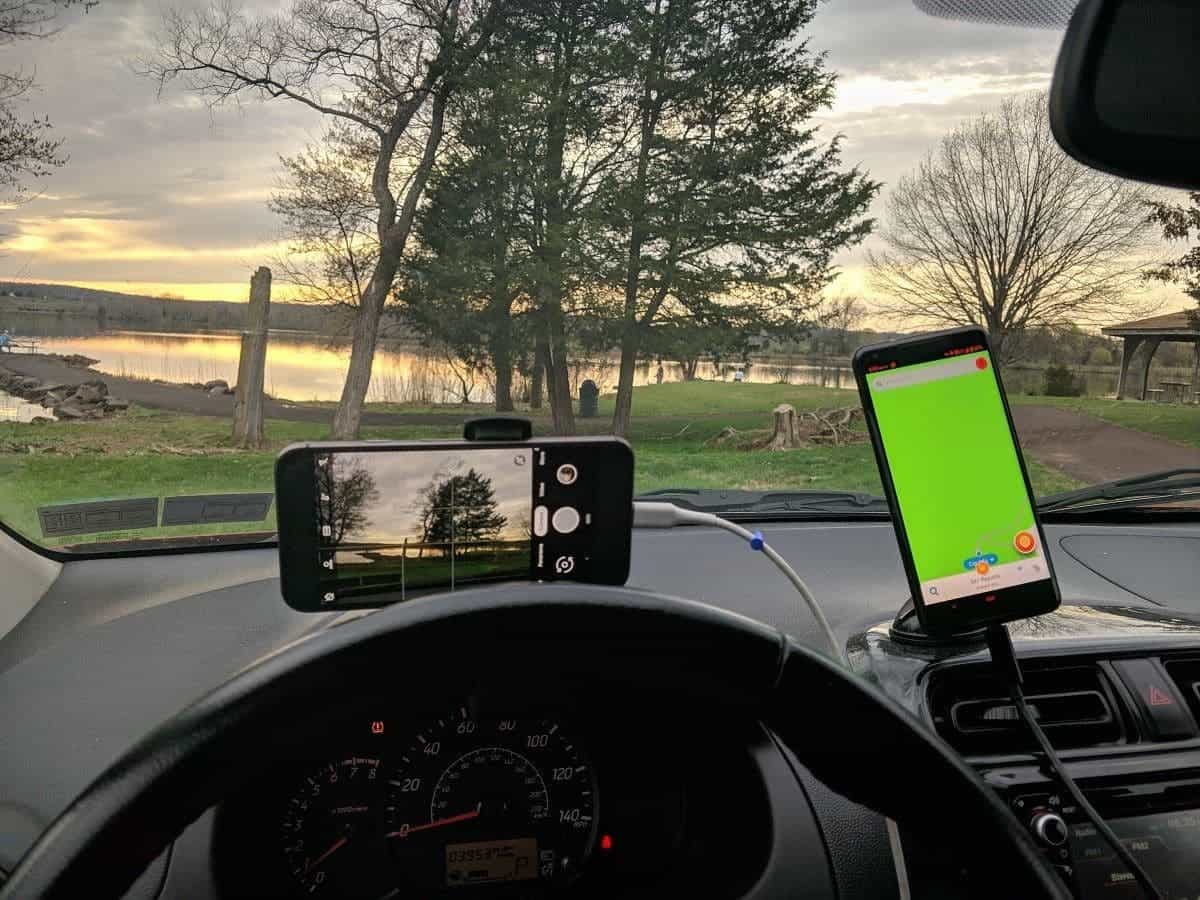DIY Dash Cam: Turn Your Old Smartphone into a Road Safety Tool