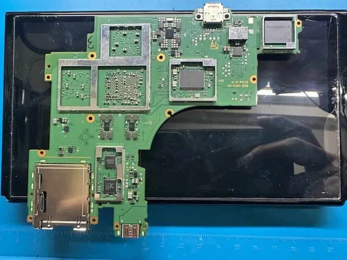 Nintendo Switch 2: Leaked Motherboard Hints at Key Features and Performance